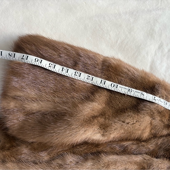 Vintage 80’s Fur Stole. - Picture 9 of 11